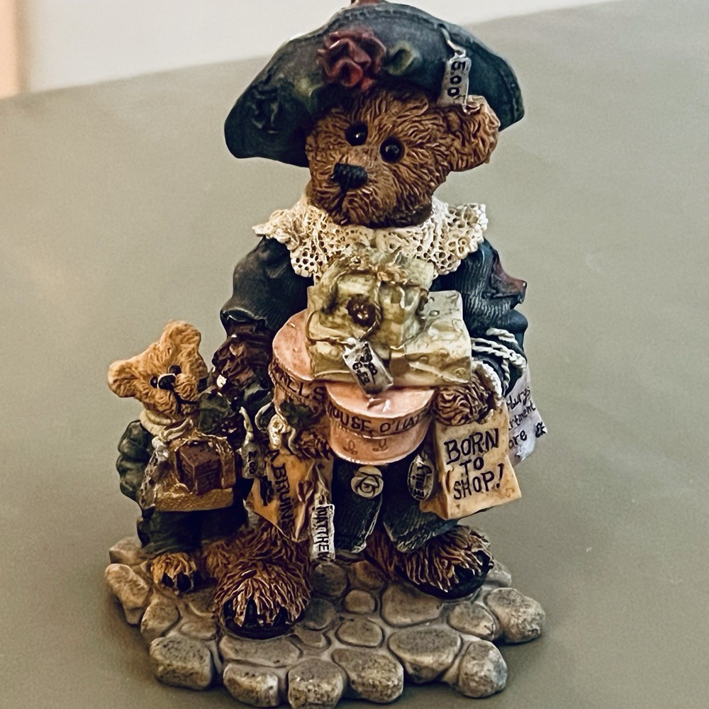Boyds‎ Bears & Friends Grace & Jonathan Born To Shop Bear Figurine #228306